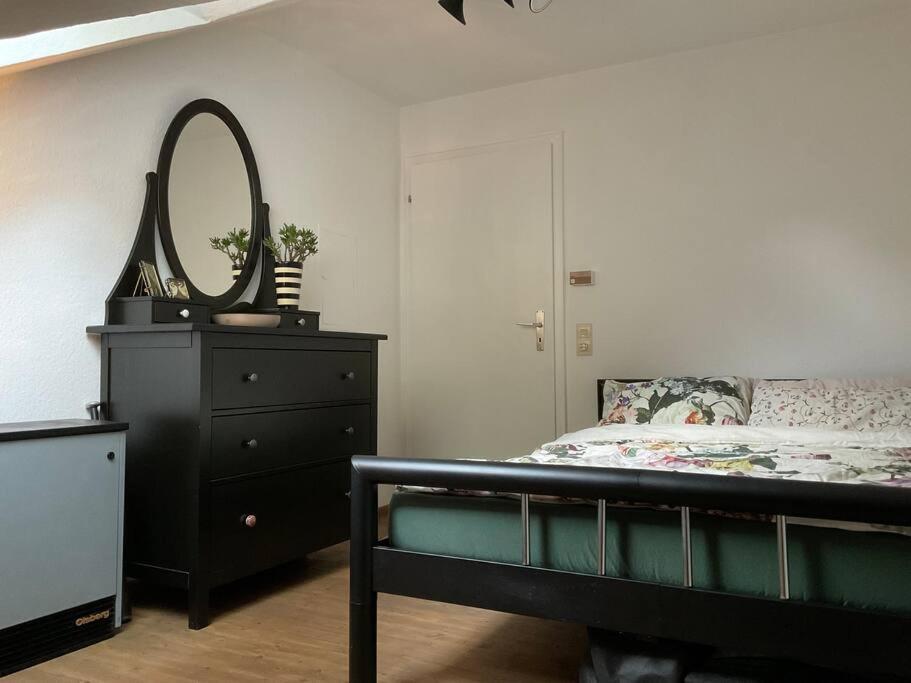 Wohnung In Idyllischem Oertchen Meschede Exteriör bild