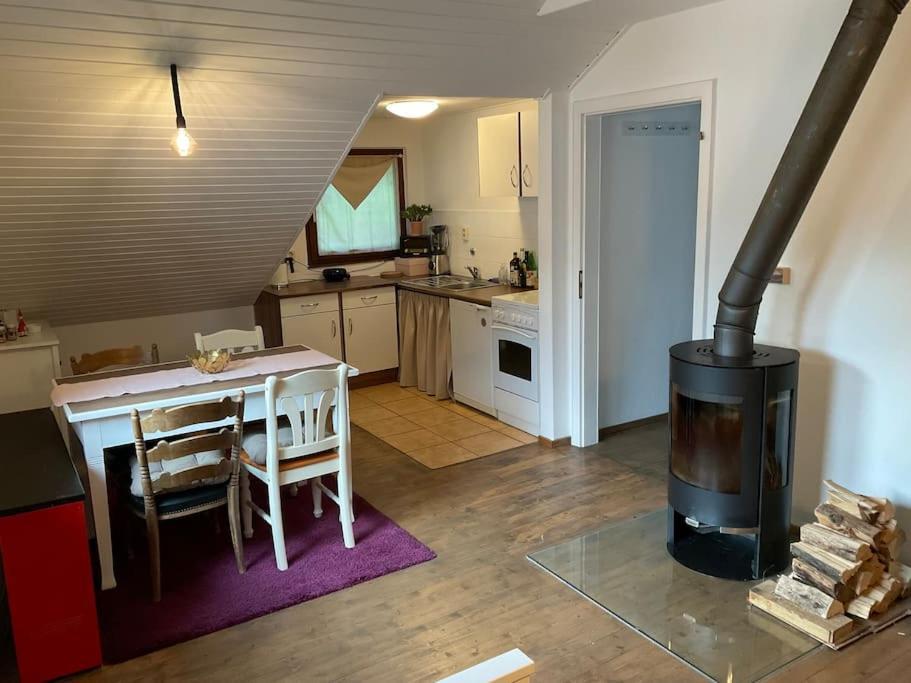 Wohnung In Idyllischem Oertchen Meschede Exteriör bild